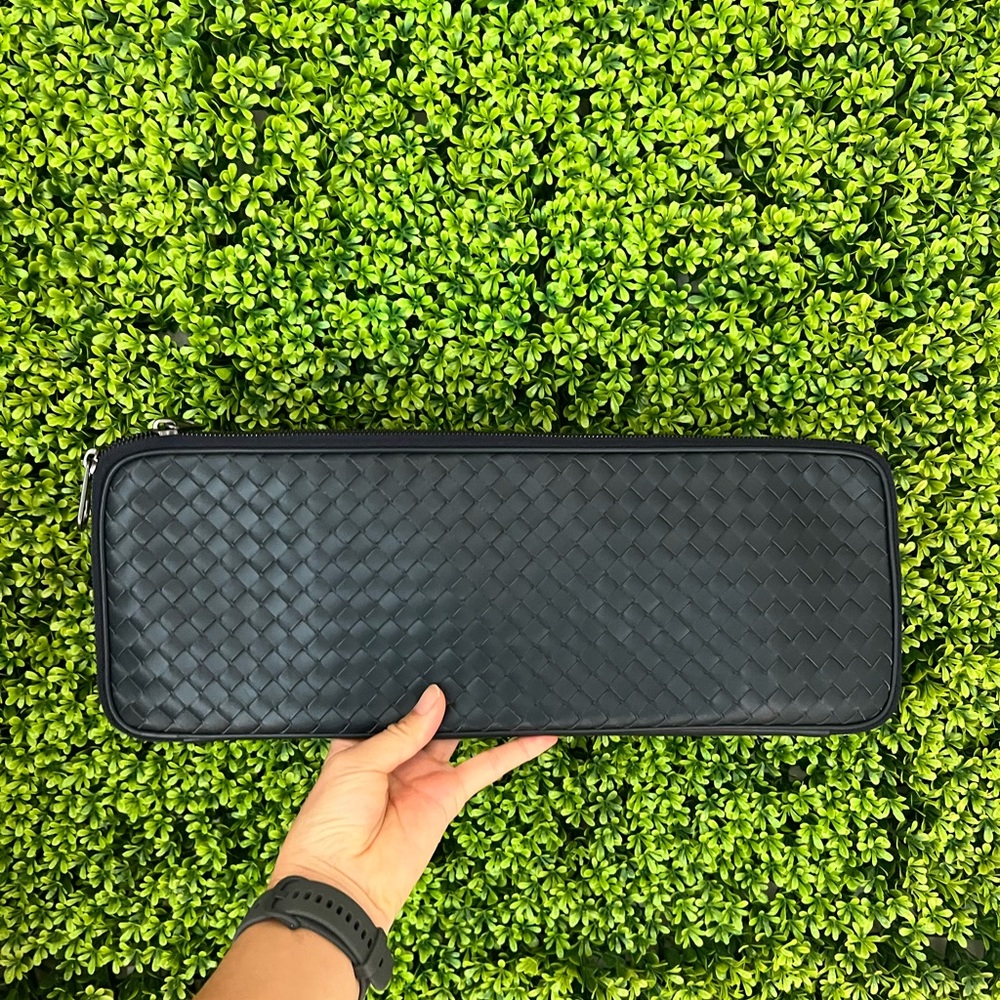 brand new authentic bottega Veneta